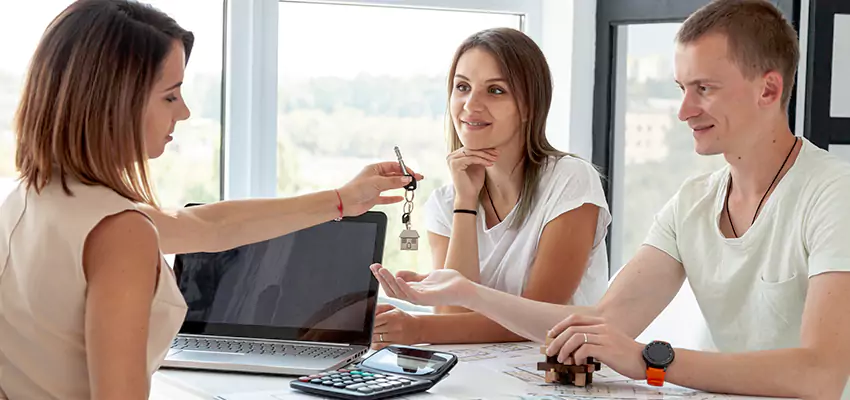 Situations Where Selling Your Apartment is Most Practical in Massapequa, NY