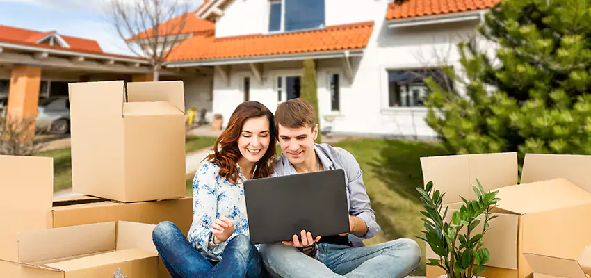 How We Determine Your Sell Townhouse Offer in Massapequa, NY?